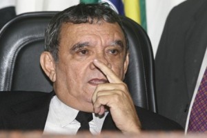 Como o mundo não vai se acabar, Pereirinha será eleito presidente da Câmara.