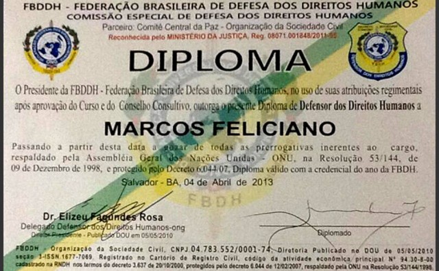 Marco Feliciano posta "diploma de defensor dos direitos humanos" no Twitter
