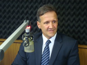 Secretário Aluísio Mendes, em entrevista à Rádio