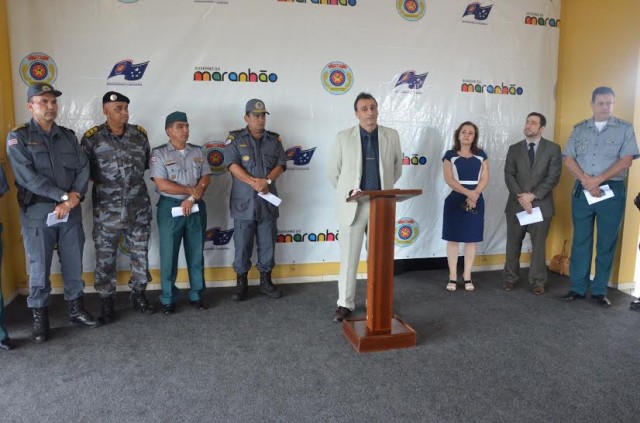 Secretário Marcos Affonso com a cúpula da segurança pública durante apresentação do relatório de trabalho do São João